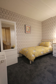 Twin bedroom - Arrandale self catering apartment Inverness