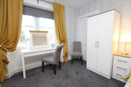 Double bedroom - Arrandale self catering apartment Inverness